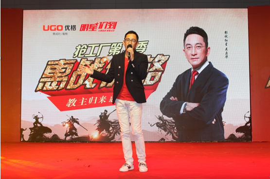 铁饼投掷比赛完美闭幕,欢呼声不绝于耳 铁饼投掷比赛完美闭幕,欢呼声不绝于耳