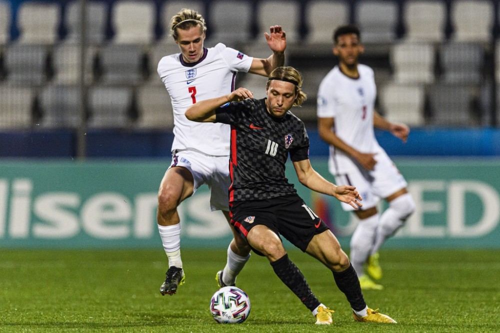 爱体育-战胜劲敌,国脚勇夺欧洲杯入场券