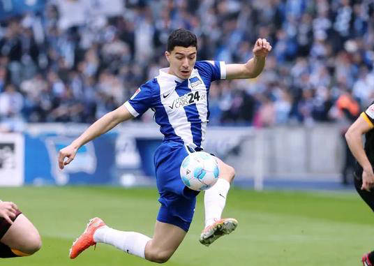 柏林赫塔发布新赛季目标,欲冲击联赛前四 柏林赫塔发布新赛季目标,欲冲击联赛前四