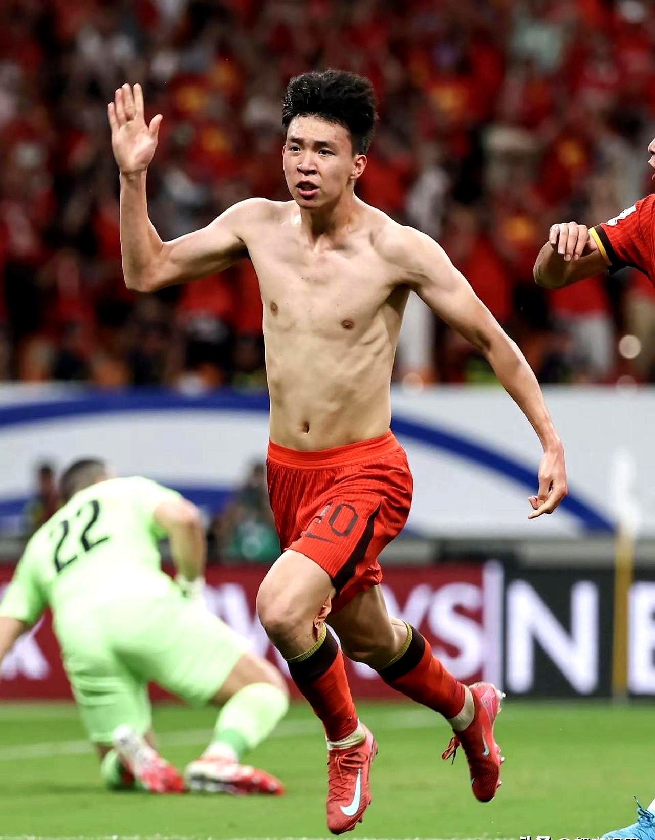 爱体育-武汉卓尔不敌河南建业,球队状态低迷