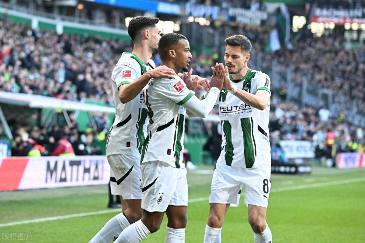 莱比锡红牛中锋创纪录进球，助球队取胜