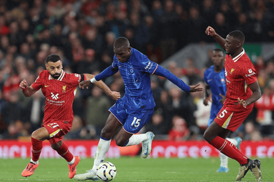 利物浦前锋为沙尔克04送上制胜进球