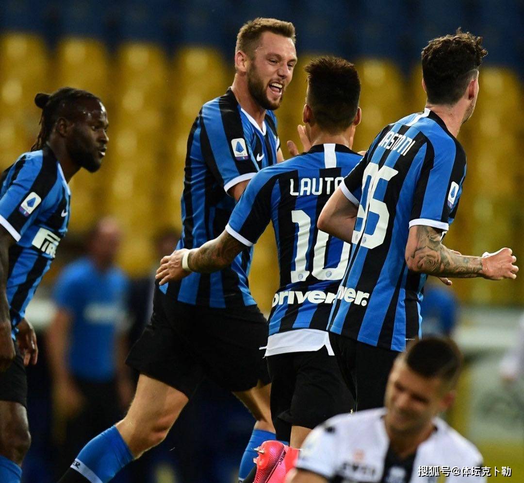 爱体育-黑马球队惊险逆转，引发惊喜