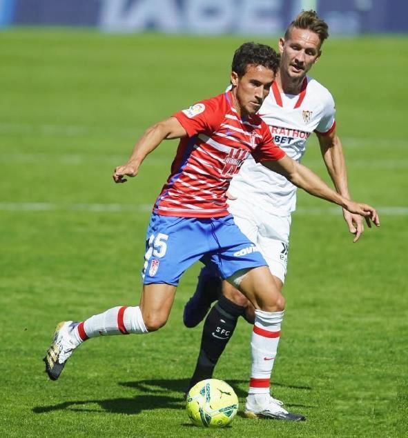 格拉纳达主场将迎战比利亚雷亚尔 格拉纳达主场将迎战比利亚雷亚尔