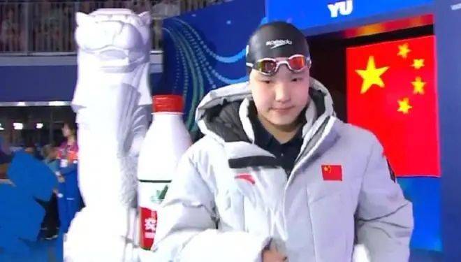 历史性时刻!选手打破纪录,刷新世界记录 历史性时刻!选手打破纪录,刷新世界记录