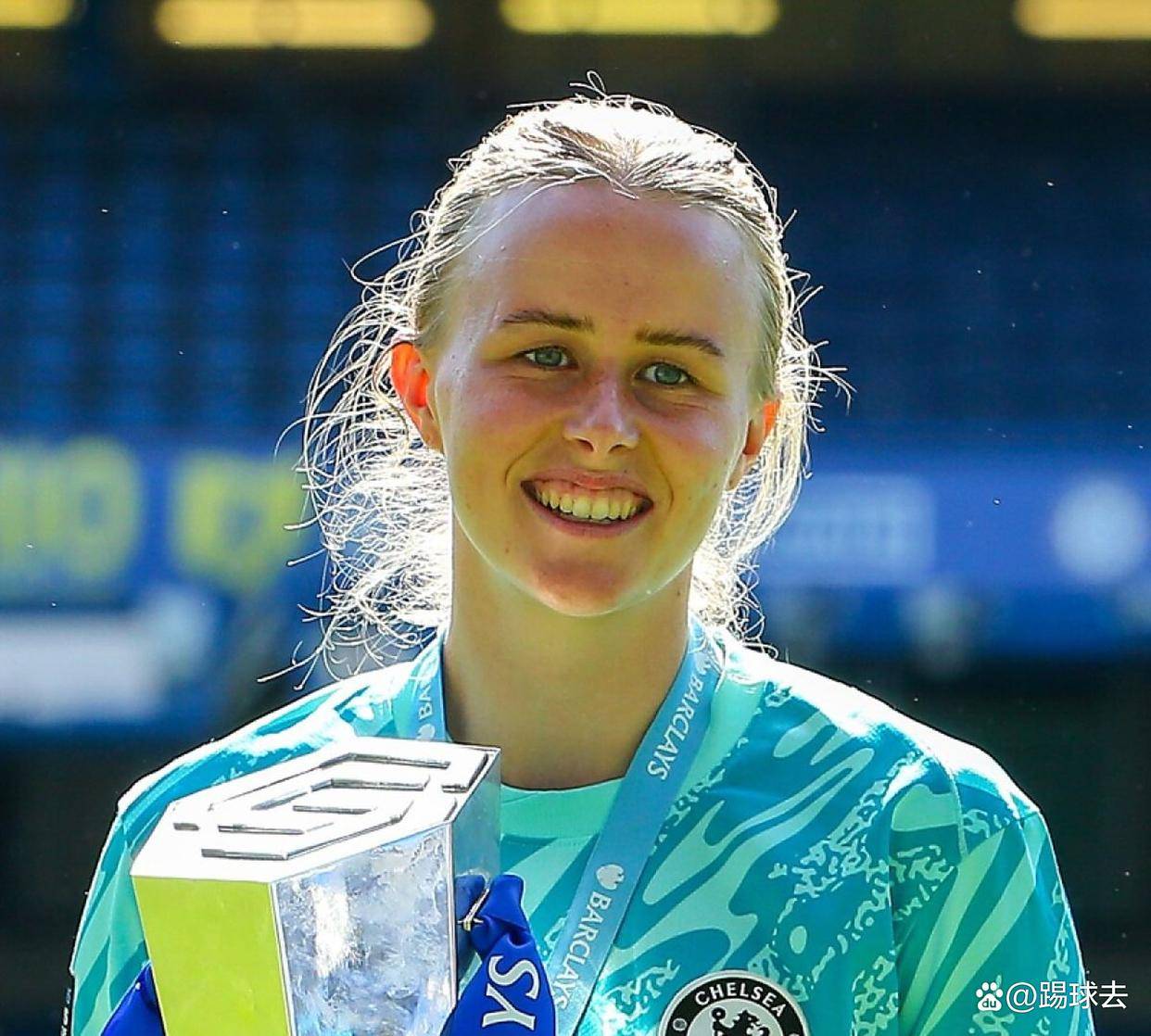 英格兰女足表现出色,获得胜利 英格兰女足表现出色,获得胜利