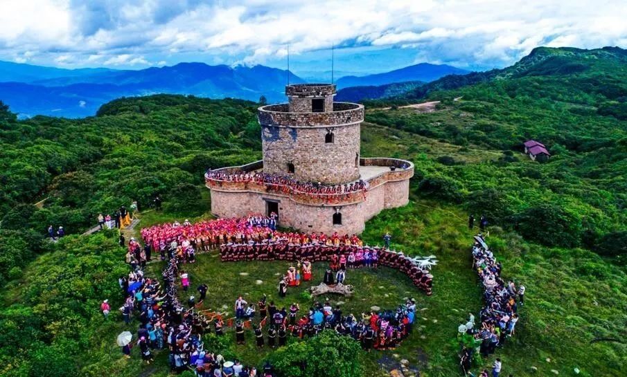 战火重新燃起!比赛再度开启 战火重新燃起!比赛再度开启