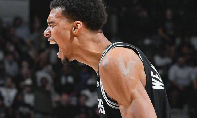 爱体育-马刺队大胜对手,继续保持不败势头