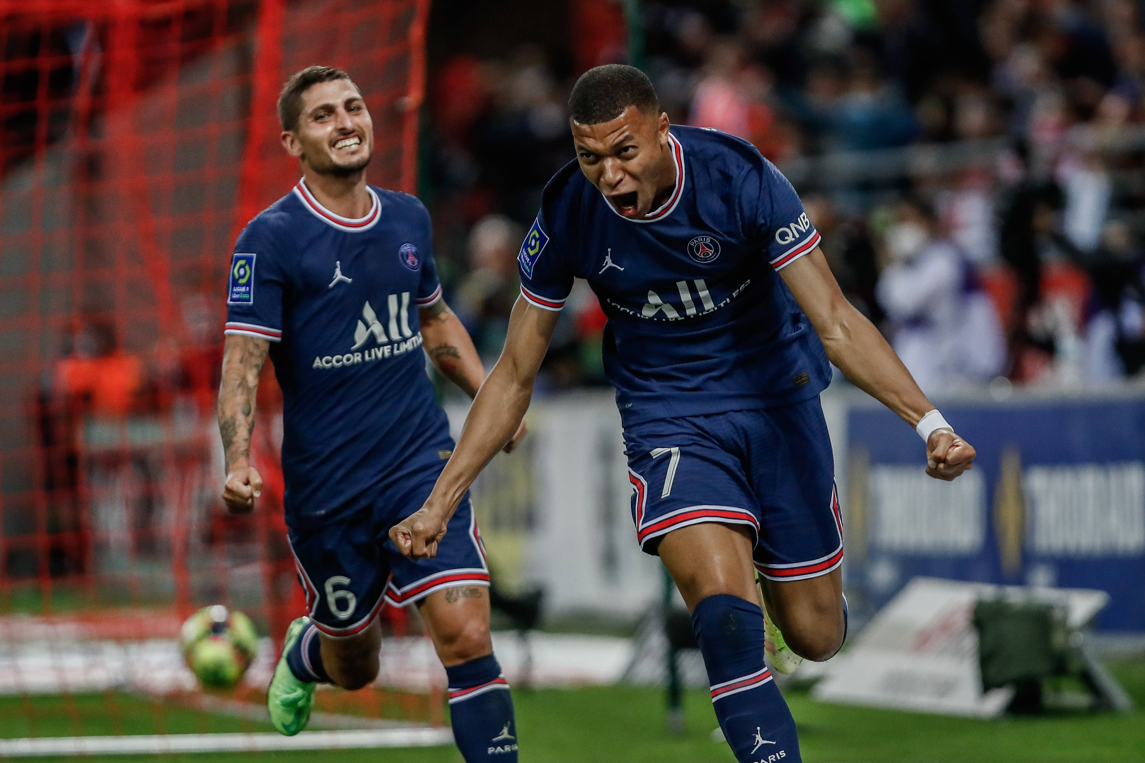 巴黎圣日耳曼主场惨败罗马,遭遇惨败 巴黎圣日耳曼主场惨败罗马,遭遇惨败