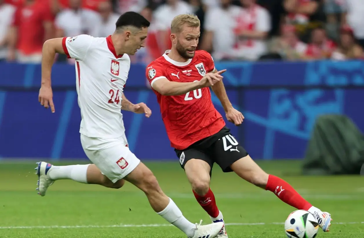 奥地利队实力不减,轻松出线 奥地利队实力不减,轻松出线