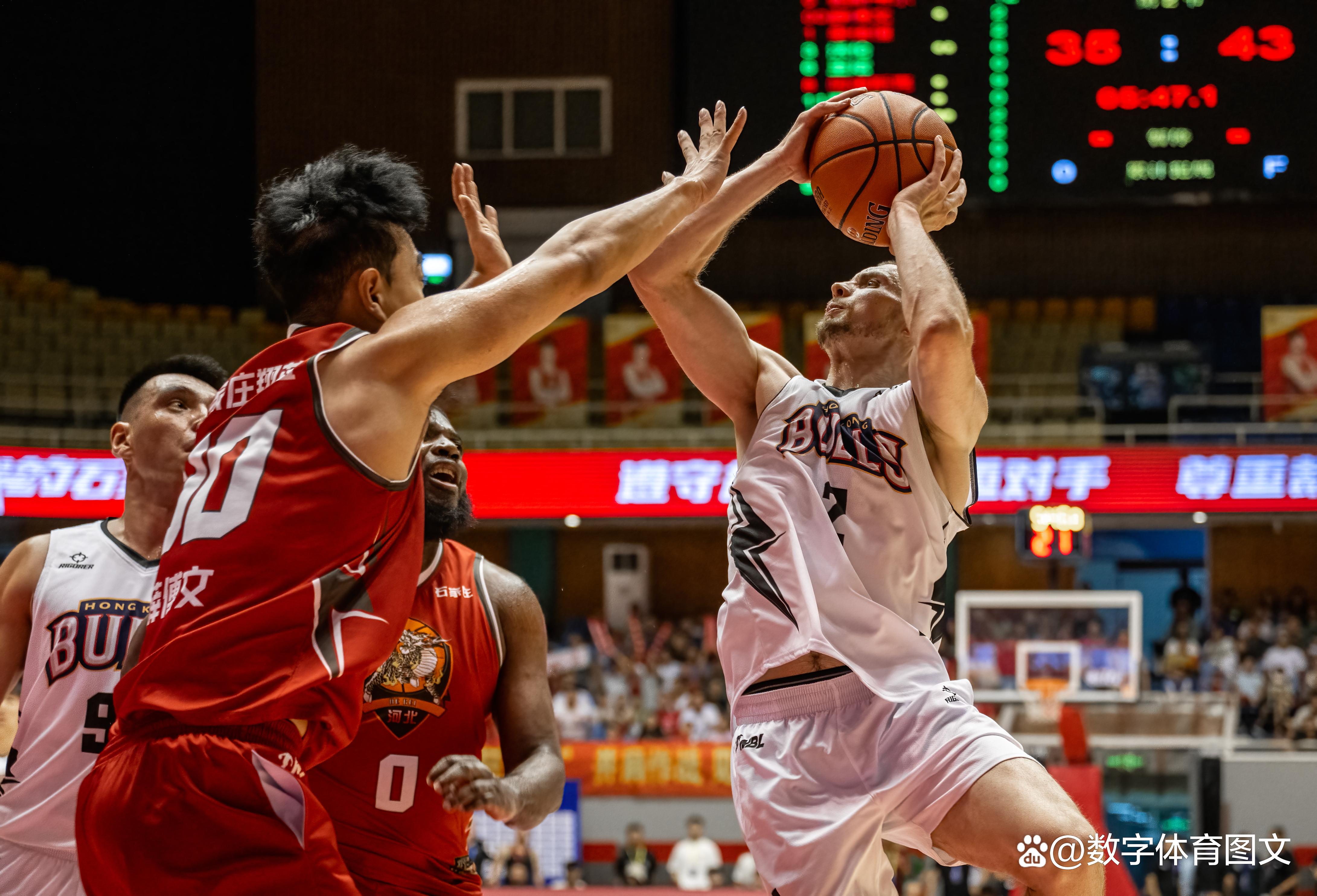 爱体育官网-一场惊心动魄的比赛将让球迷为之记忆