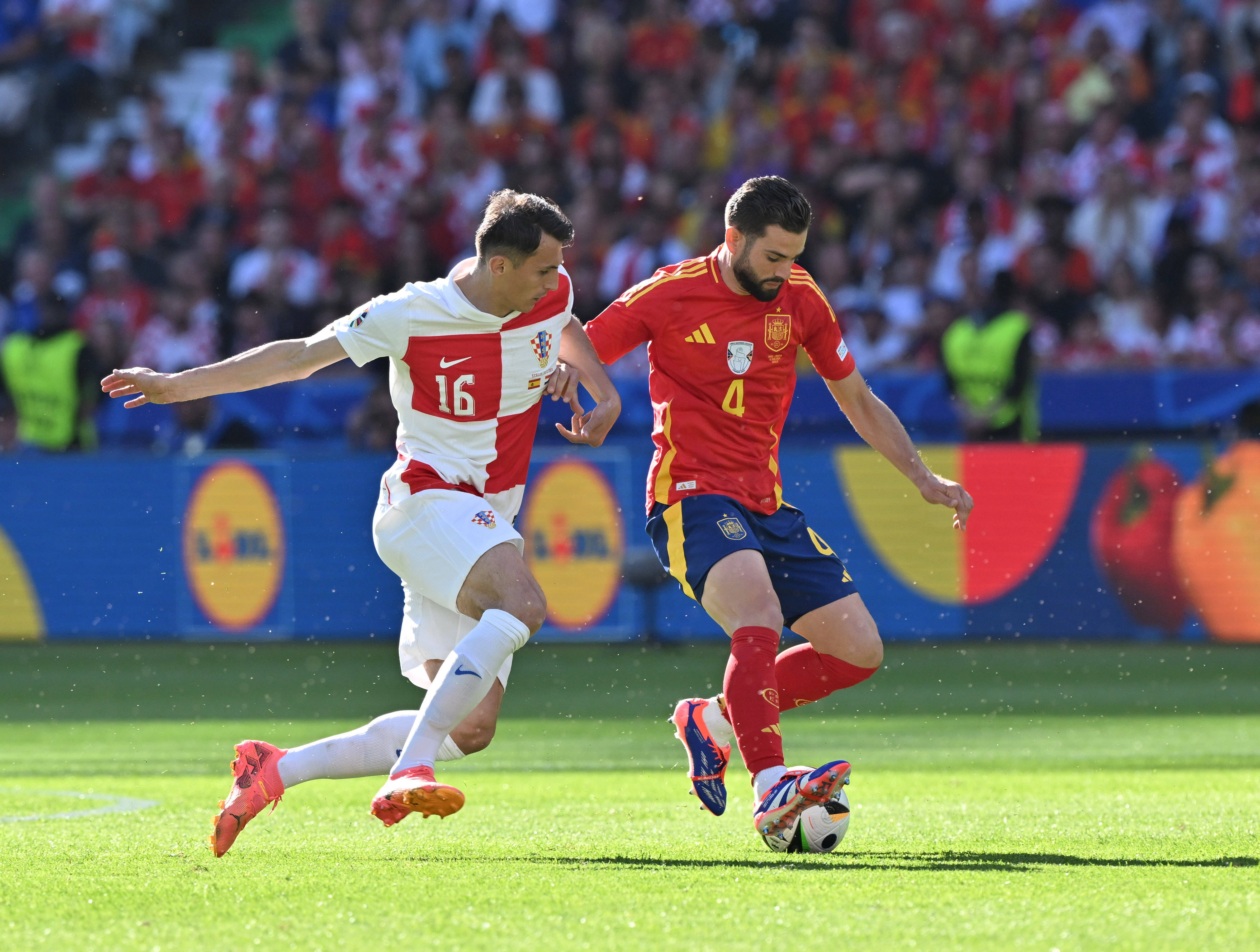 爱体育官方网站-西班牙取得胜利,欧锦赛希望重现