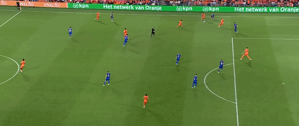 爱体育-欧国联赛资格赛中发生战术精彩对决,球队实力被看好