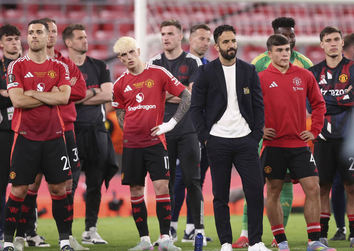 爱体育官方网站-球队未来转会政策或现风波