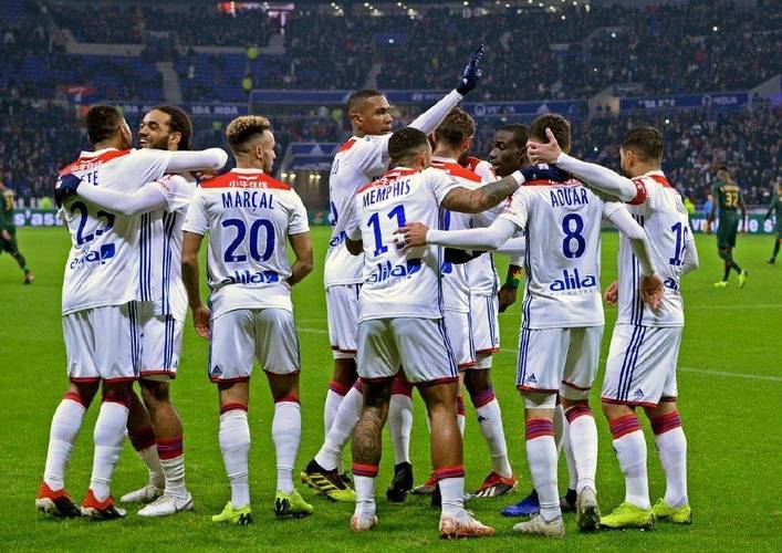 爱体育-雷恩主场战胜卡昂,继续保持稳定表现