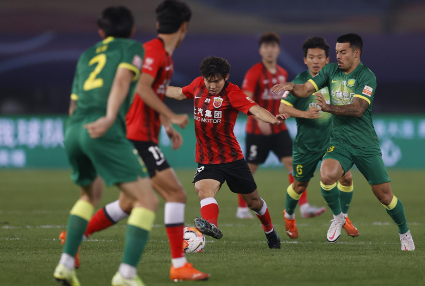 爱体育官方网站-狼队外援表现出色,球迷对他寄予厚望