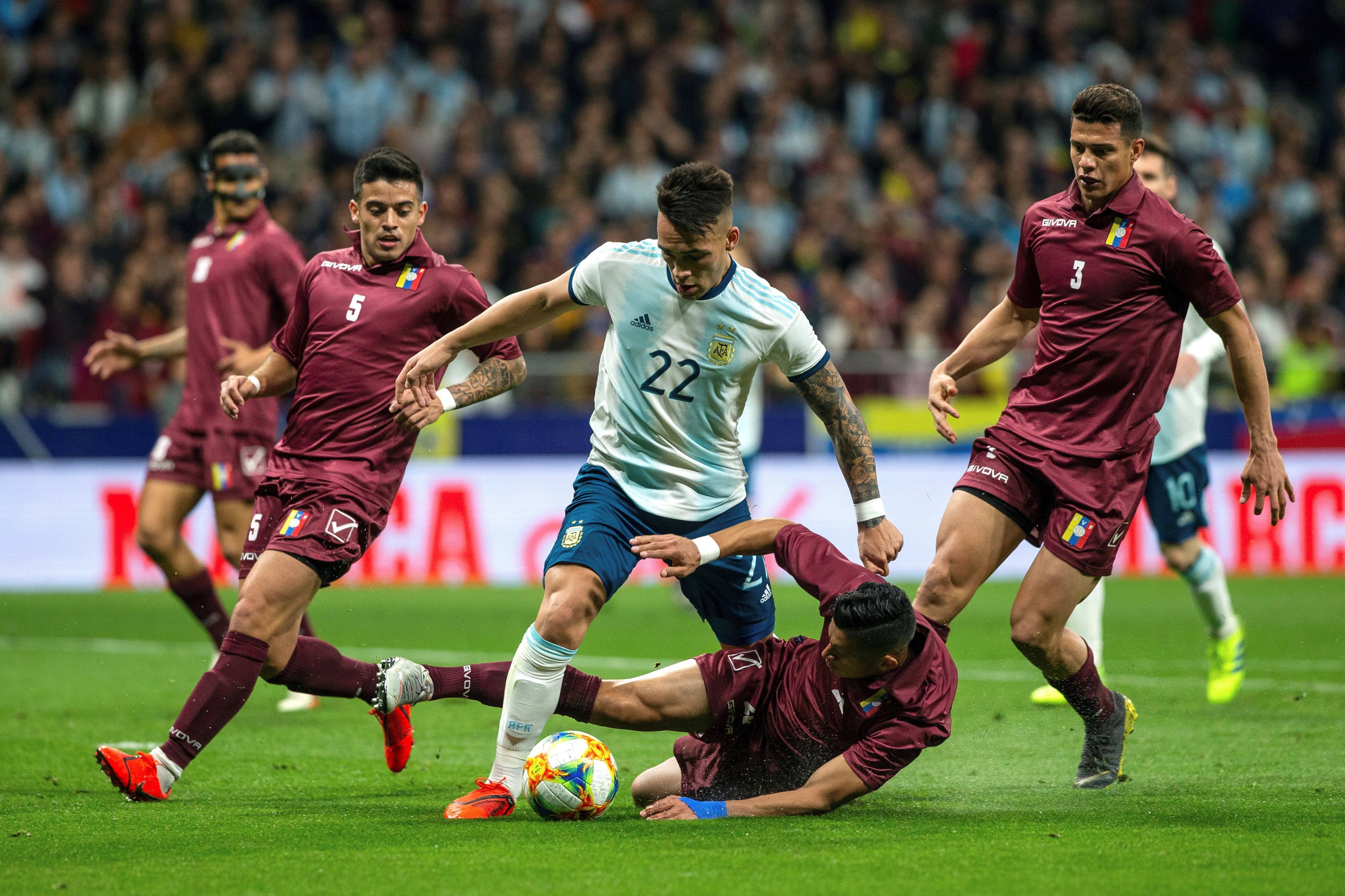 爱体育官方网站-谁将成为欧国联的胜者?胜负难料的对决即将上演