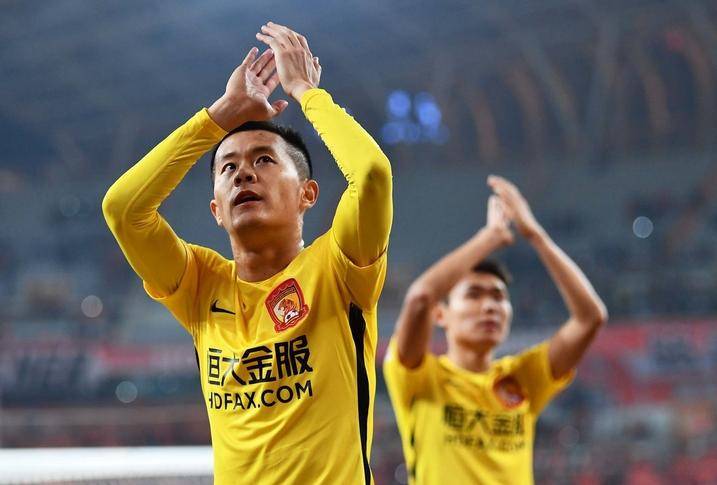 恒大主场轻取泰达,继续压制对手 恒大主场轻取泰达,继续压制对手