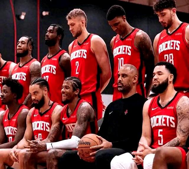 火箭险胜快船,冠军之路令人期待 火箭险胜快船,冠军之路令人期待