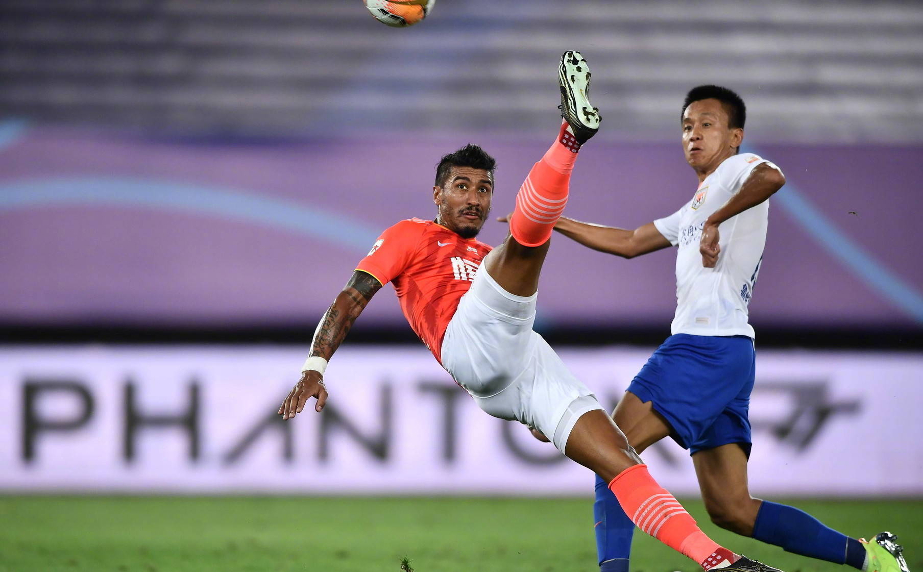 爱体育官方网站-广州恒大再开新赛程，全队动员迎接胜利机遇