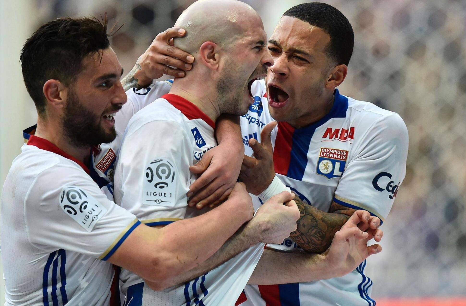 爱体育-热辣法甲：巴黎豪门领事潮起潮落的经历