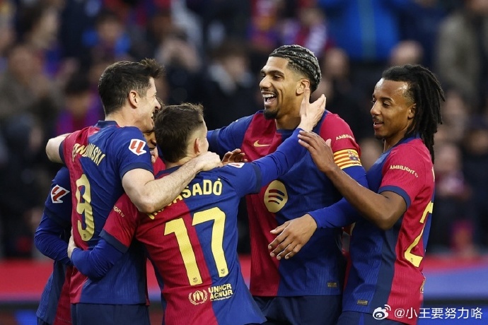 爱体育-赫塔菲遭遇不利局面,双方战成平局