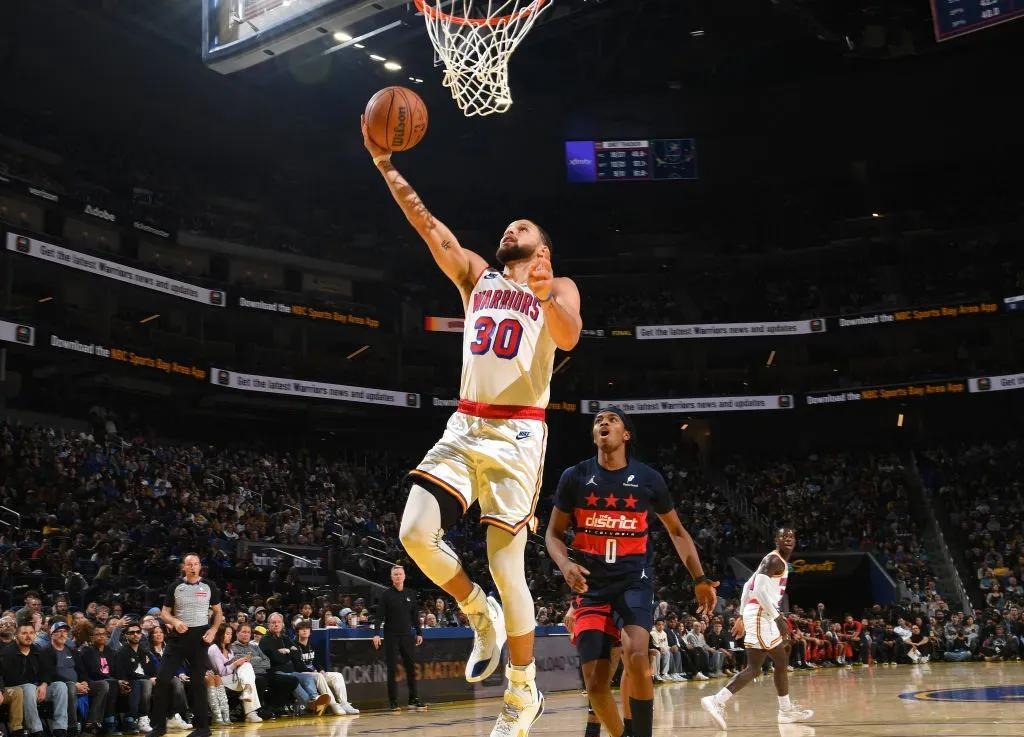 爱体育官方网站-勇士迎战太阳,顶级射手大战引发火花