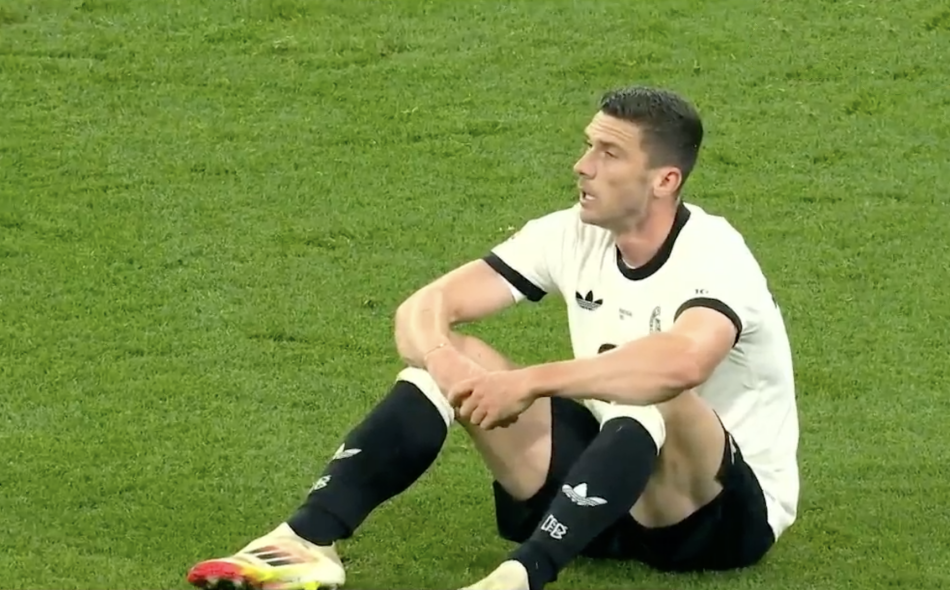 欧国联比赛一名前锋传球助攻登科打入制胜球 欧国联比赛一名前锋传球助攻登科打入制胜球