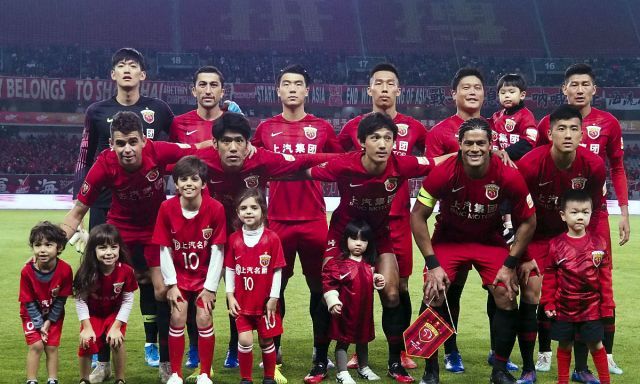 上海上港将对阵大连一方，士气高昂！