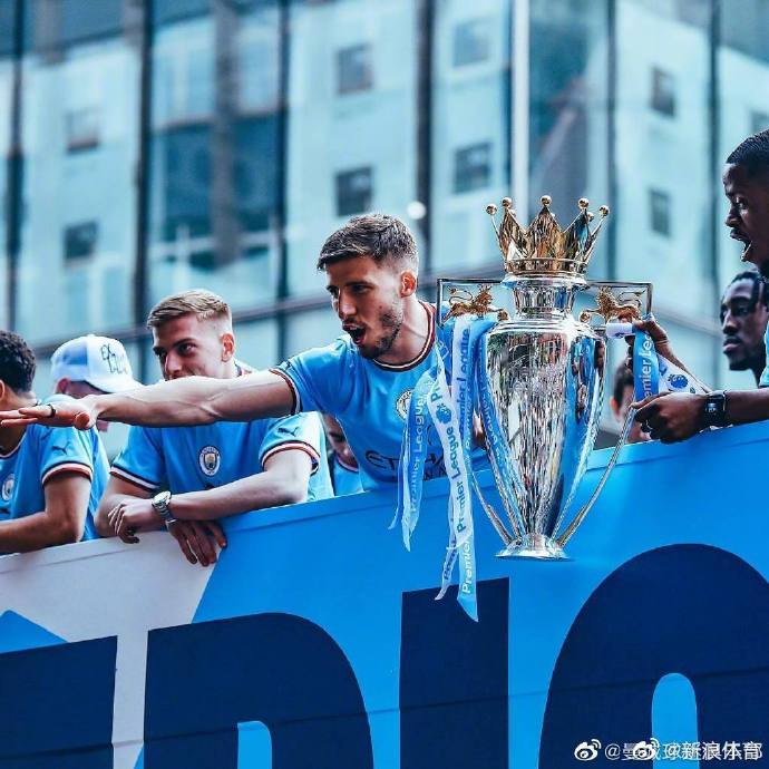 曼城客场完胜AC米兰,斯特林梅开二度费尔南迪尼奥建功 曼城客场完胜AC米兰,斯特林梅开二度费尔南迪尼奥建功