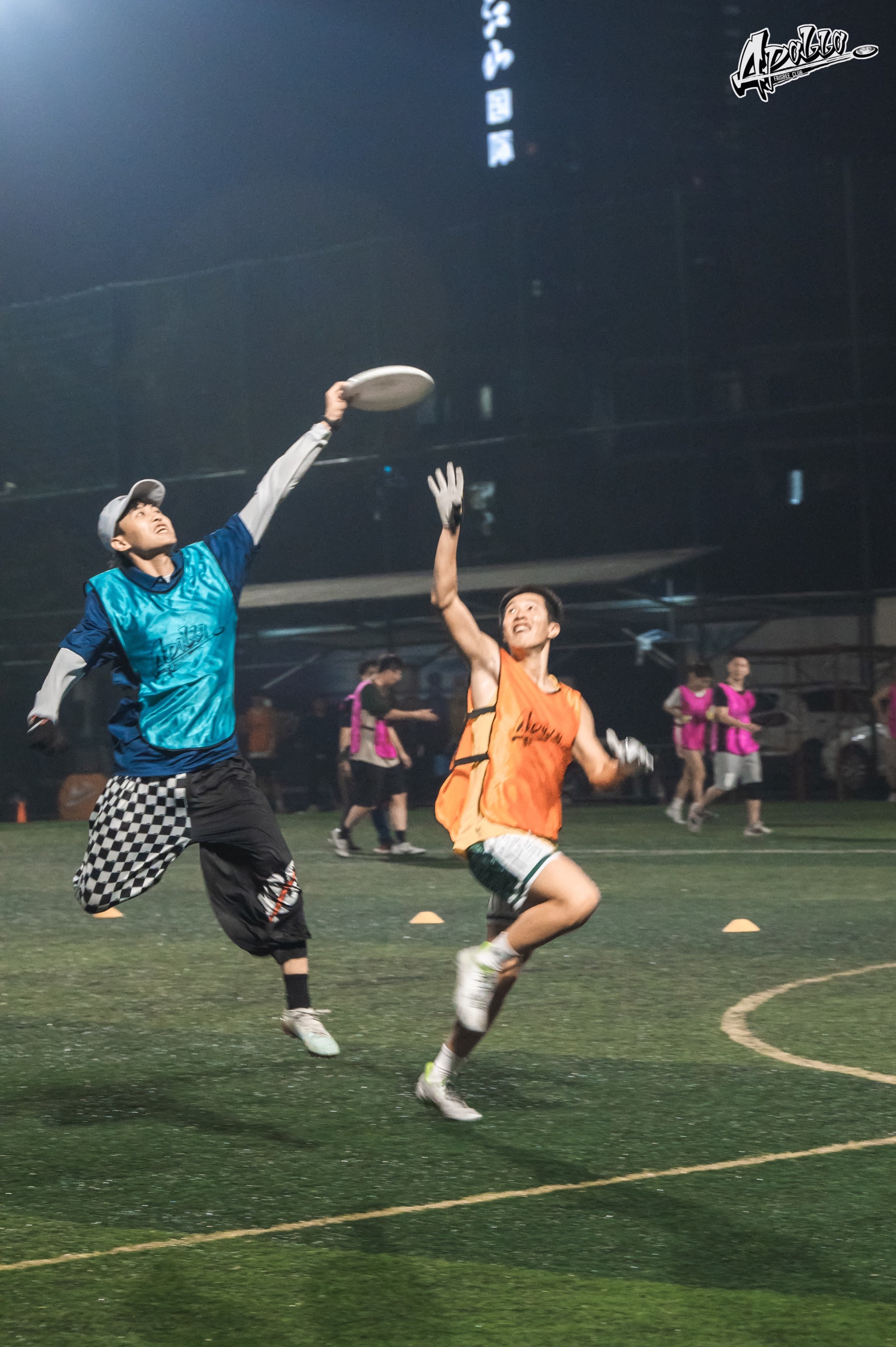 爱体育-热血澎湃,球场上的豪情表现