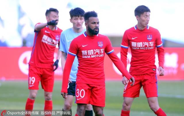 上港客场不敌力帆,战绩不佳 上港客场不敌力帆,战绩不佳