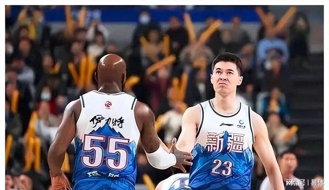 爱体育官方网站-天海队面对强敌，如何突破对方防线？